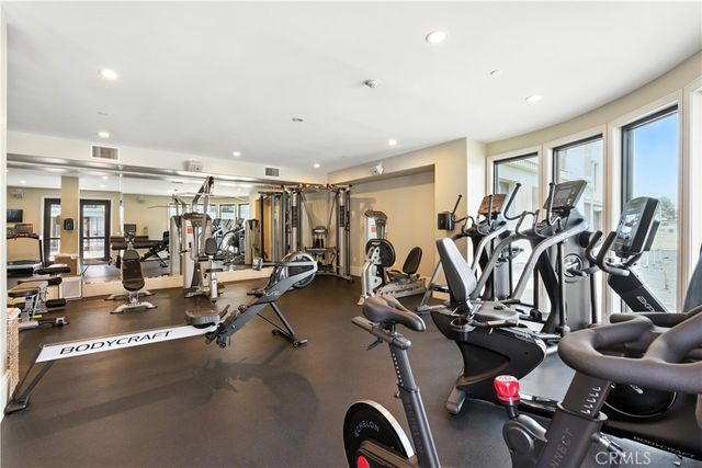 519 Caruso, Glendale, CA 91210
