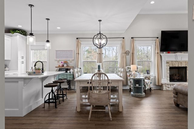 3914 Dogwood Valley Road, Tunnel Hill, GA 30755