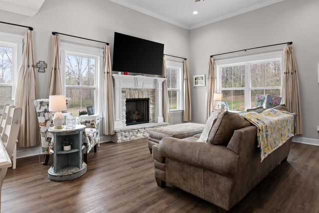 3914 Dogwood Valley Road, Tunnel Hill, GA 30755