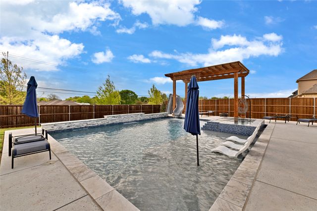 330 Penrose Drive, Ovilla, TX 75154