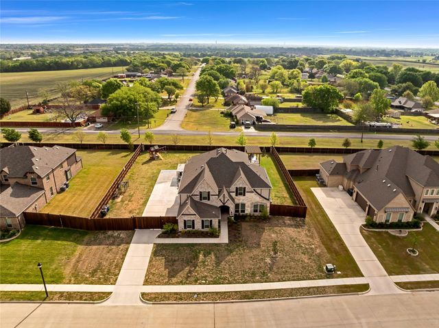 330 Penrose Drive, Ovilla, TX 75154