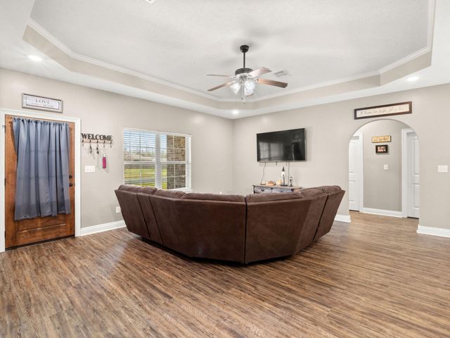 205 Barbara Dr, Deridder, LA 70634