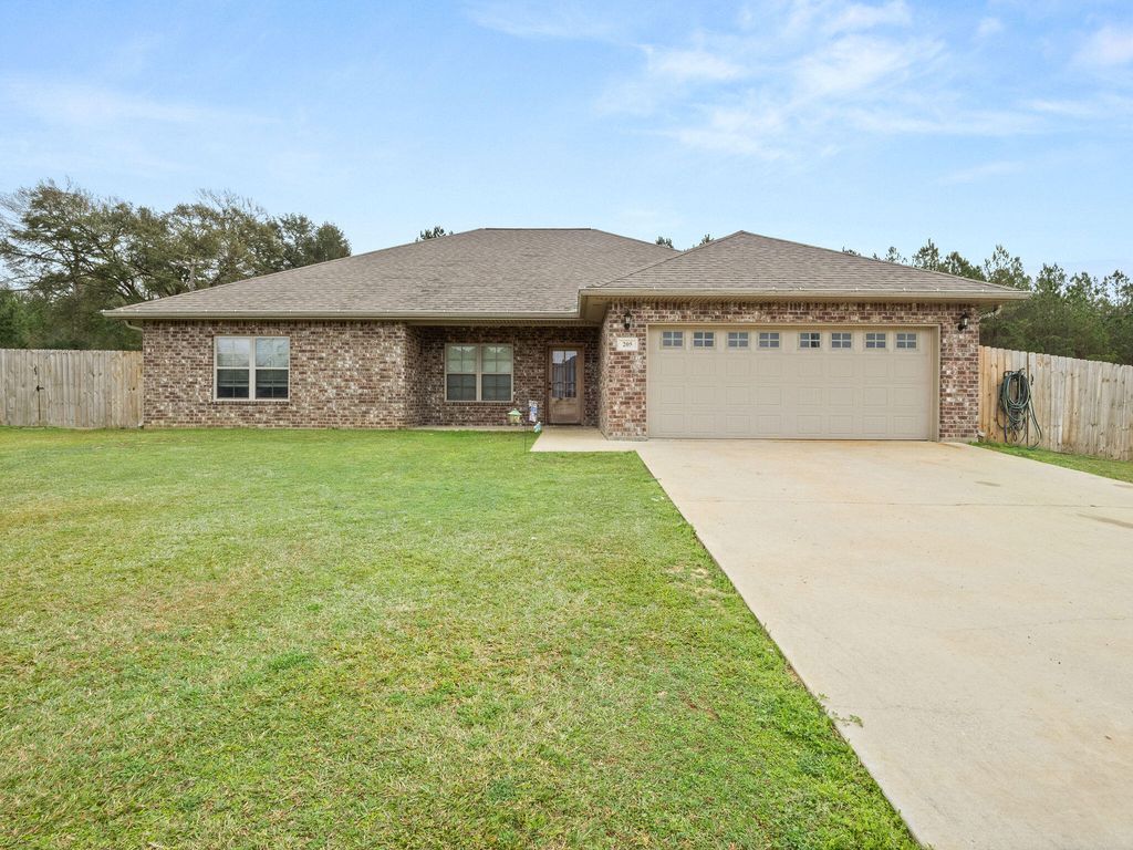 205 Barbara Dr, Deridder, LA 70634