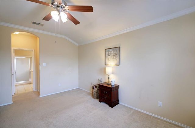 500 Timothy John DR, Pflugerville, TX 78660