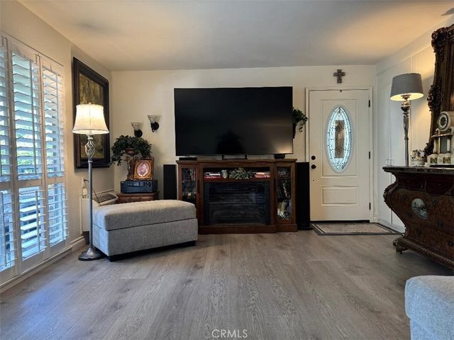 2260 Via Puerta P, Laguna Woods, CA 92637