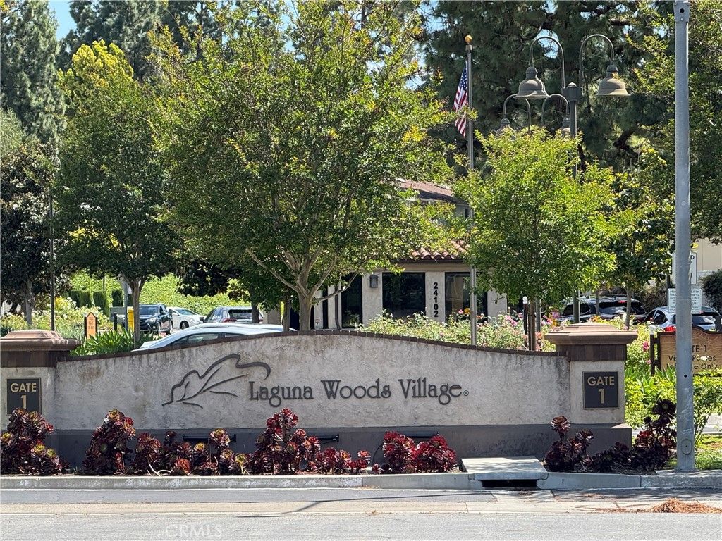 2260 Via Puerta P, Laguna Woods, CA 92637