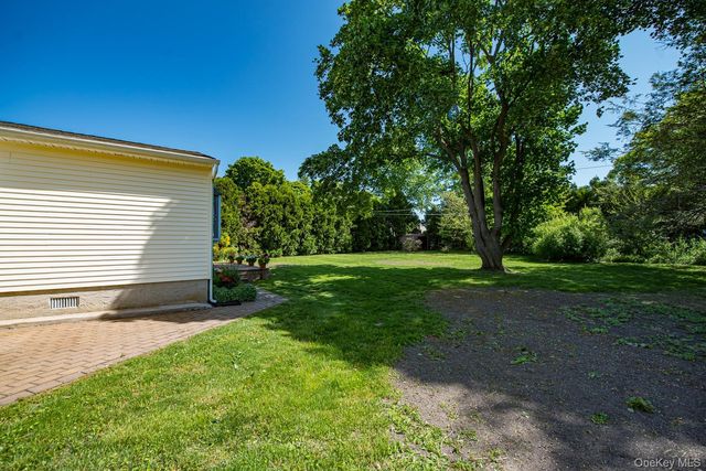 22 Eastover Drive, East Northport, NY 11731