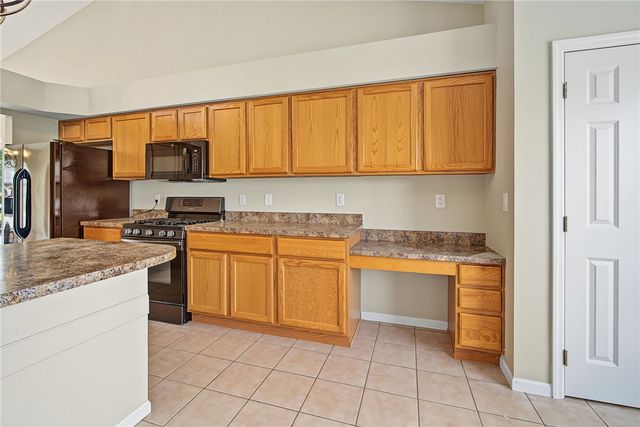 466 Lake Haven Court, Lebanon, OH 45036