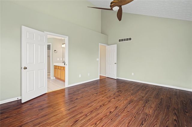 466 Lake Haven Court, Lebanon, OH 45036