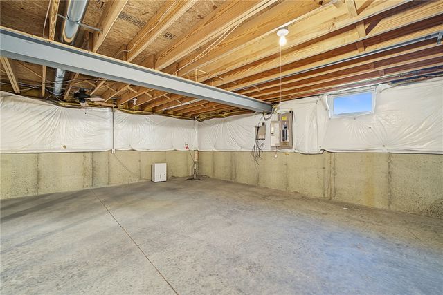 466 Lake Haven Court, Lebanon, OH 45036