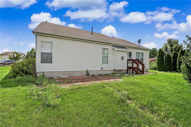 466 Lake Haven Court, Lebanon, OH 45036