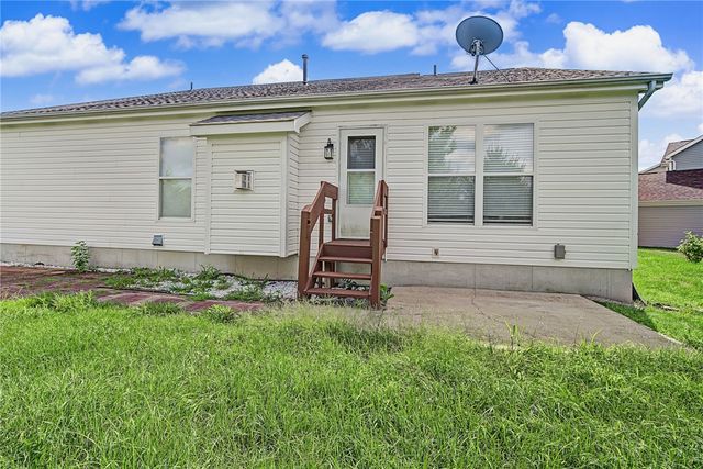 466 Lake Haven Court, Lebanon, OH 45036