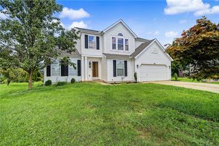 466 Lake Haven Court, Lebanon, OH 45036