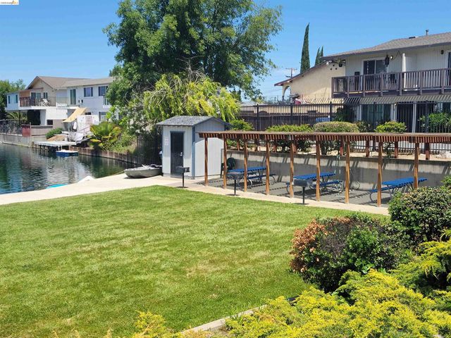 3 Alhambra Ct, Antioch, CA 94509