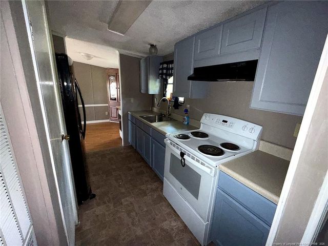 2528 Carriage Road, Fayetteville, NC 28312