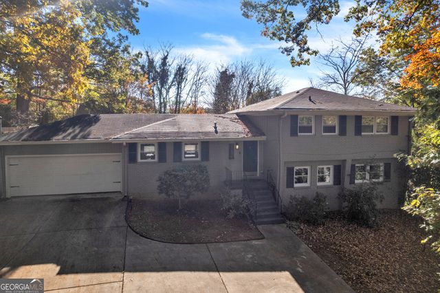2363 Oakridge Court, Decatur, GA 30032