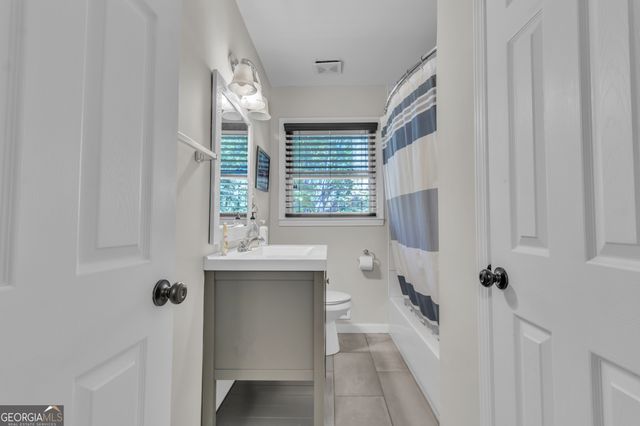 2363 Oakridge Court, Decatur, GA 30032