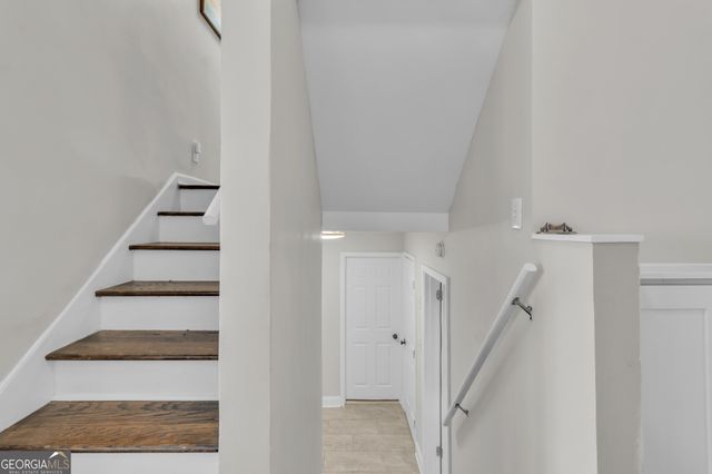 2363 Oakridge Court, Decatur, GA 30032