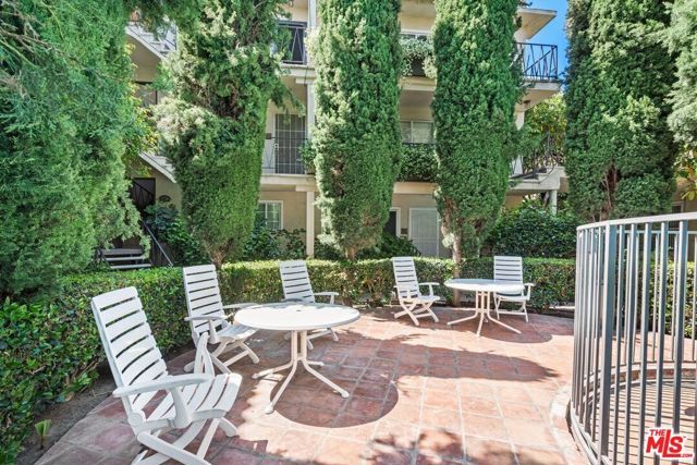 11670 W Sunset Boulevard 109, Los Angeles, CA 90049