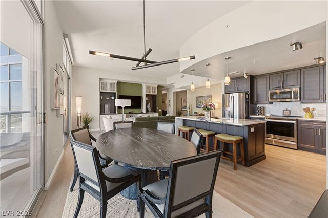200 West Sahara Avenue 4004, Las Vegas, NV 89102