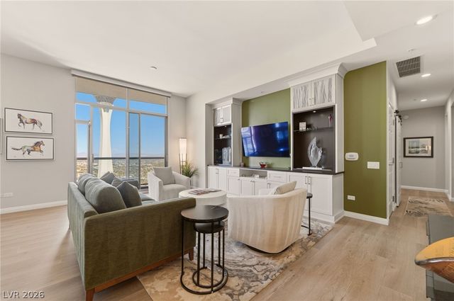 200 West Sahara Avenue 4004, Las Vegas, NV 89102
