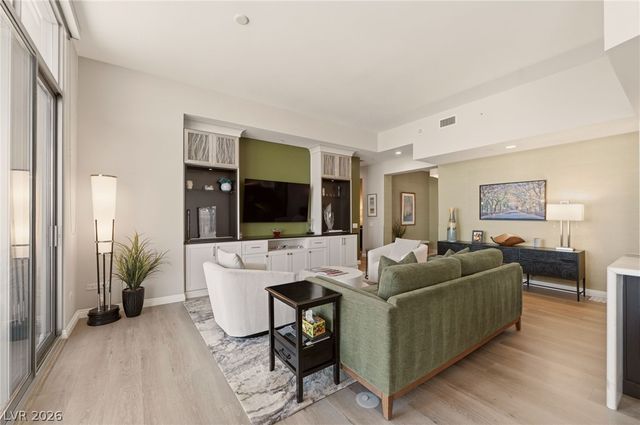 200 West Sahara Avenue 4004, Las Vegas, NV 89102