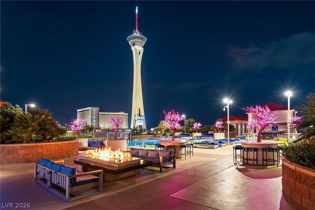 200 West Sahara Avenue 4004, Las Vegas, NV 89102