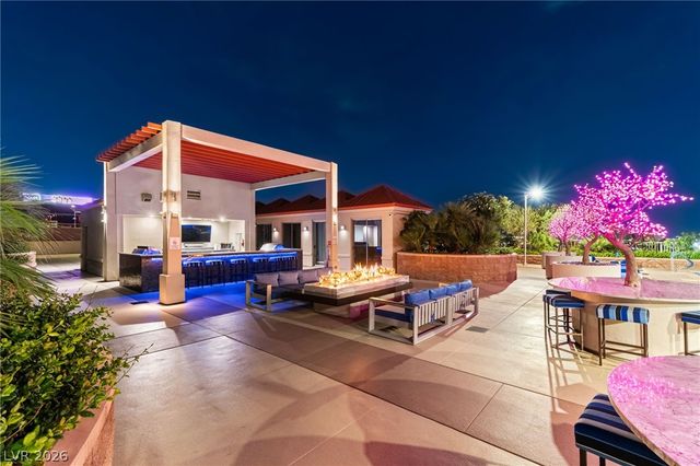 200 West Sahara Avenue 4004, Las Vegas, NV 89102