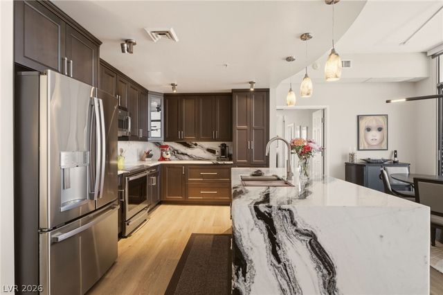 200 West Sahara Avenue 4004, Las Vegas, NV 89102
