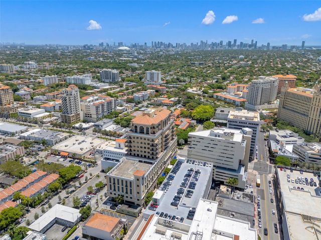 446 Madeira Ave, Coral Gables, FL 33134