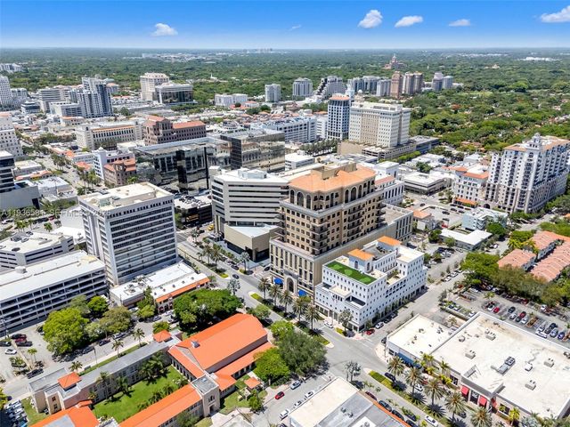 446 Madeira Ave, Coral Gables, FL 33134