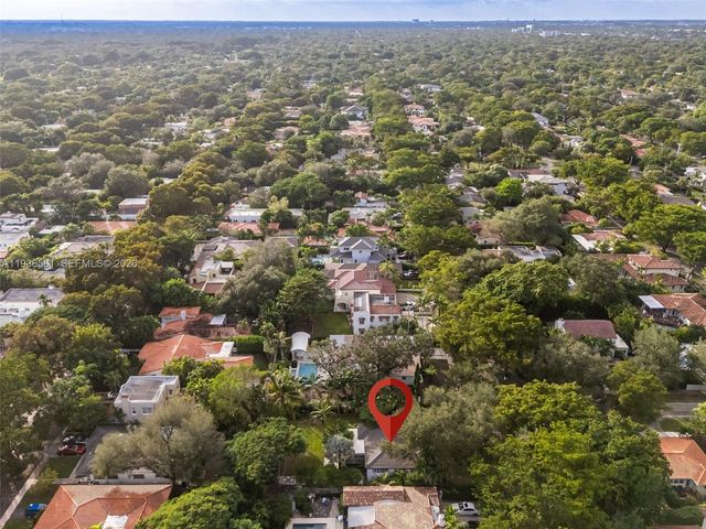 446 Madeira Ave, Coral Gables, FL 33134
