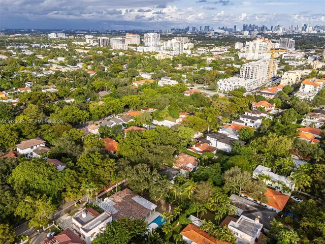 446 Madeira Ave, Coral Gables, FL 33134