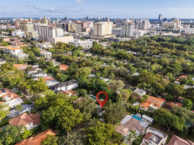 446 Madeira Ave, Coral Gables, FL 33134