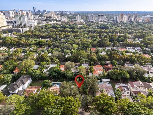 446 Madeira Ave, Coral Gables, FL 33134