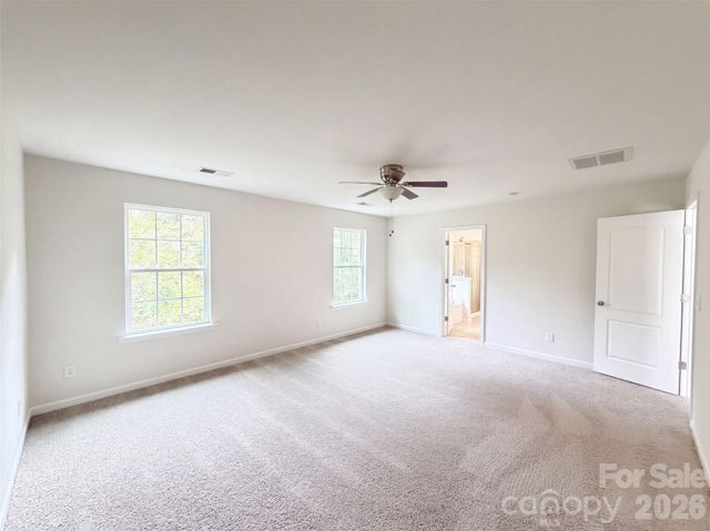 7230 Kinley Commons Lane, Charlotte, NC 28278