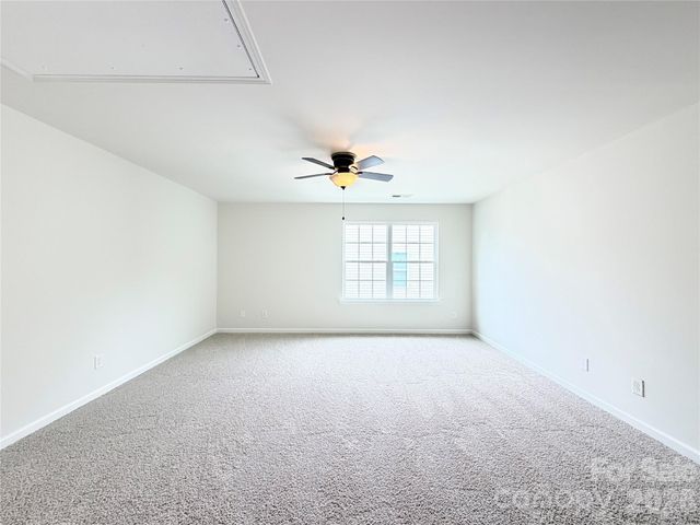7230 Kinley Commons Lane, Charlotte, NC 28278