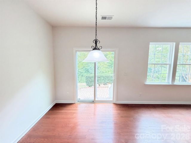 7230 Kinley Commons Lane, Charlotte, NC 28278