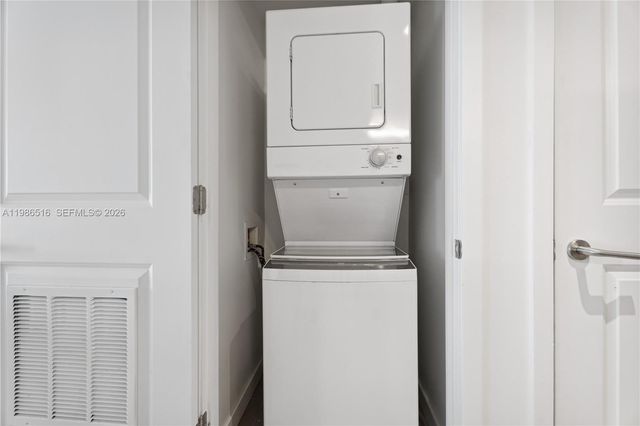 1600 NE 1st Ave 3303, Miami, FL 33132