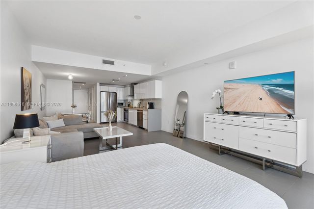 1600 NE 1st Ave 3303, Miami, FL 33132