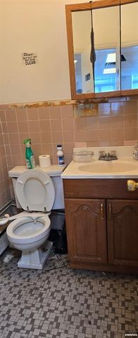 478 11th Street, Palisades Park, NJ 07650