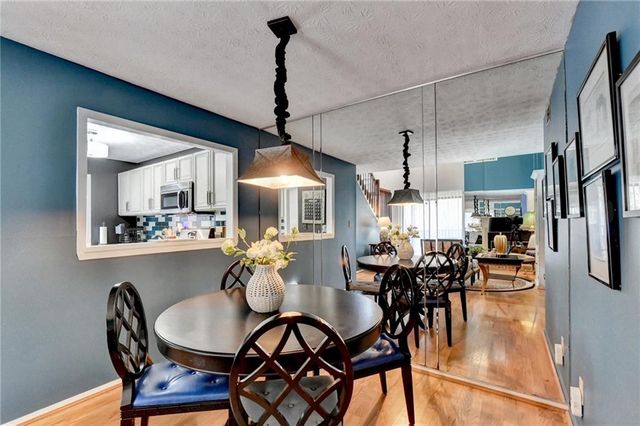 709 River Run Drive, Atlanta, GA 30350