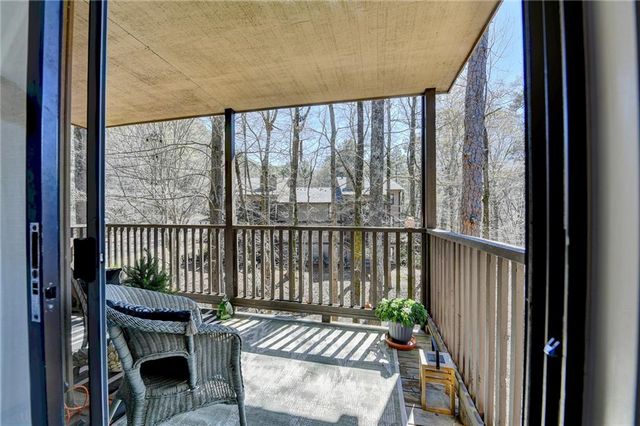 709 River Run Drive, Atlanta, GA 30350