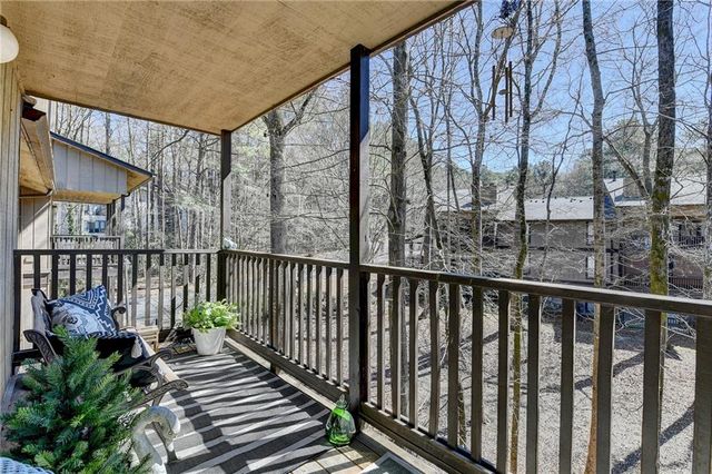 709 River Run Drive, Atlanta, GA 30350