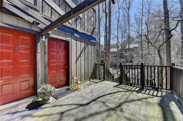 709 River Run Drive, Atlanta, GA 30350