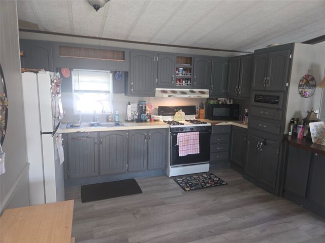 5149 HENDERSON Road Lot 54, Erie, PA 15609