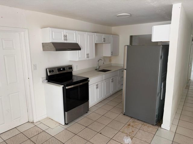 115 Maple Avenue, Fort Pierce, FL 34982