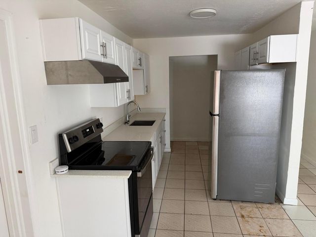115 Maple Avenue, Fort Pierce, FL 34982
