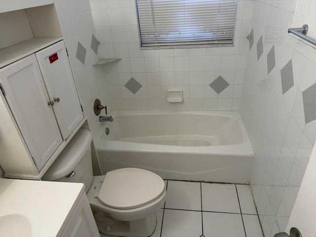 115 Maple Avenue, Fort Pierce, FL 34982