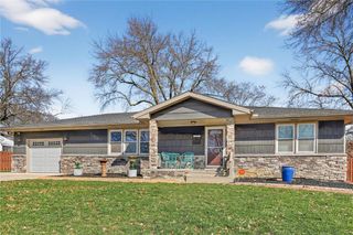 125 N PINE Street, Gardner, KS 66030